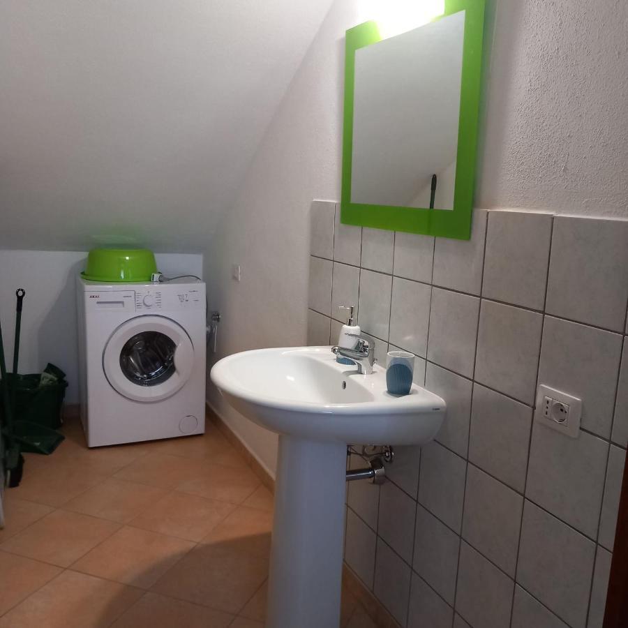 Pasiga - Private Jacuzzi - Apartment Telti Luaran gambar