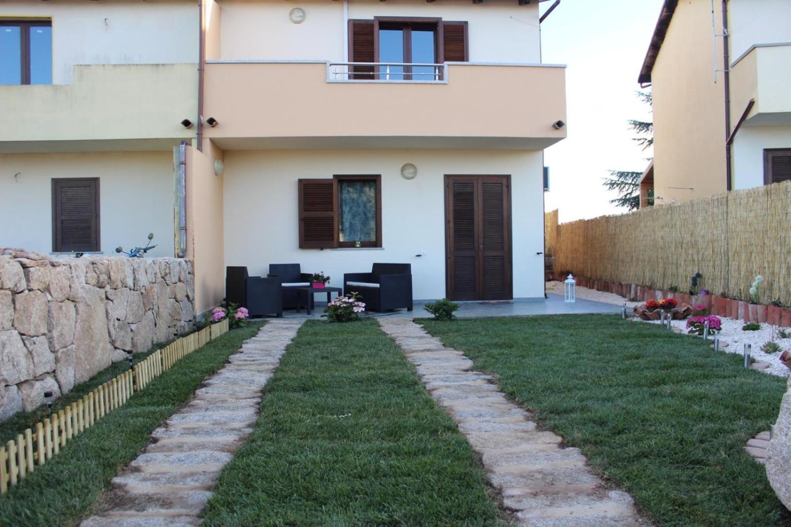 Pasiga - Private Jacuzzi - Apartment Telti Luaran gambar